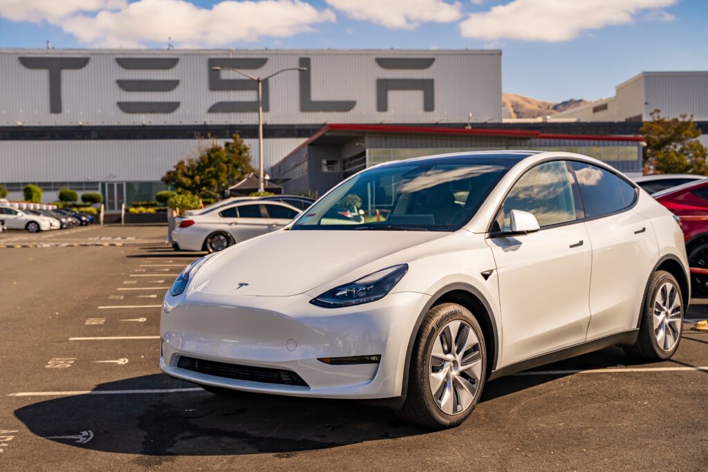 Tesla premium Model Y