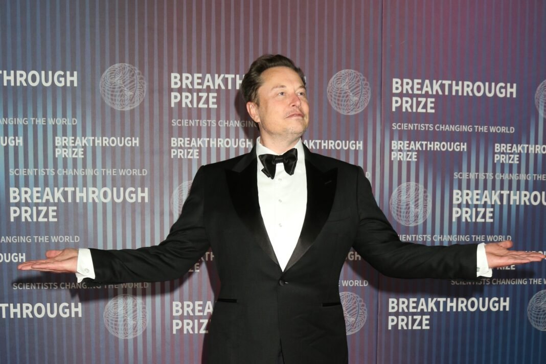 Musk Nazi salute