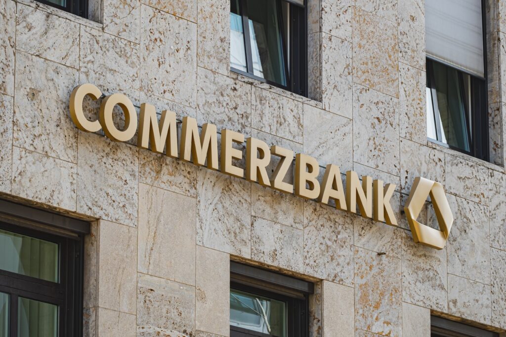 Commerzbank share UniCredit takeover