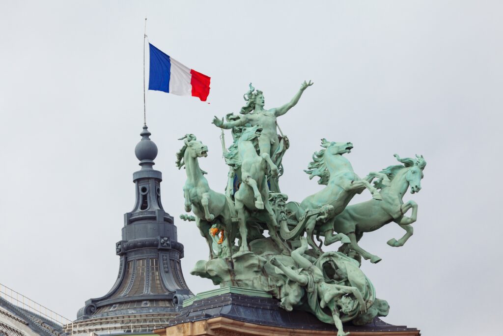 Merz Meets Macron to Strengthen Franco-German Ties