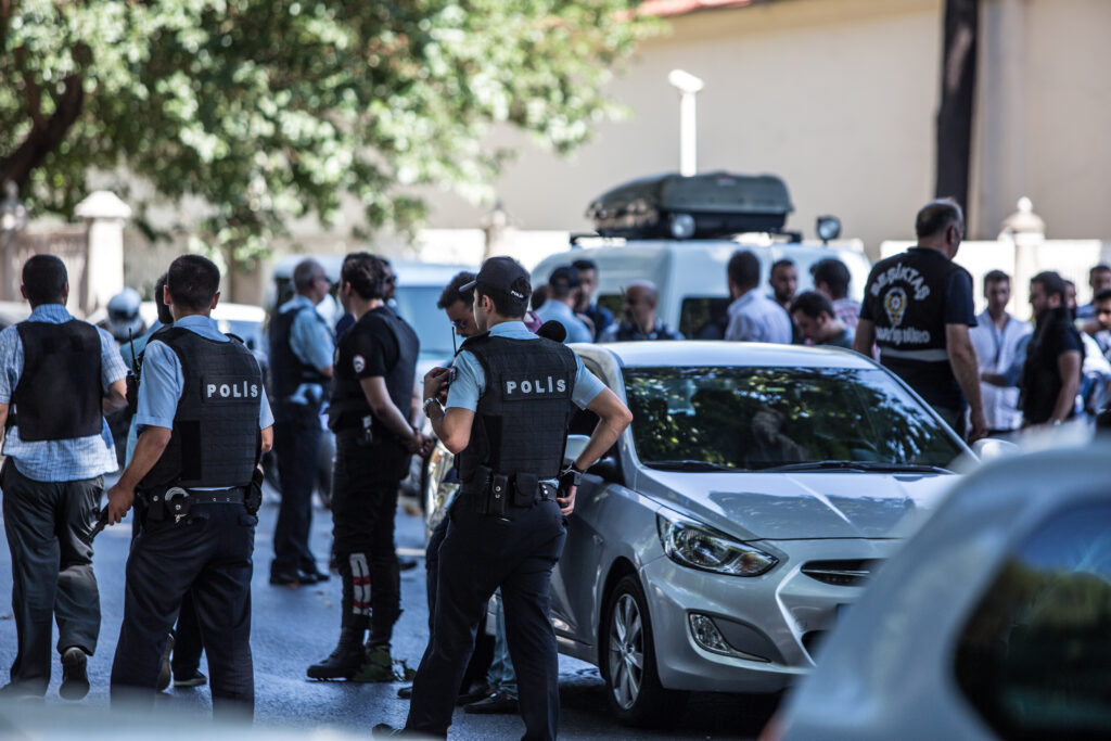 Istanbul Mayor Faces Second Day of Police Interrogation