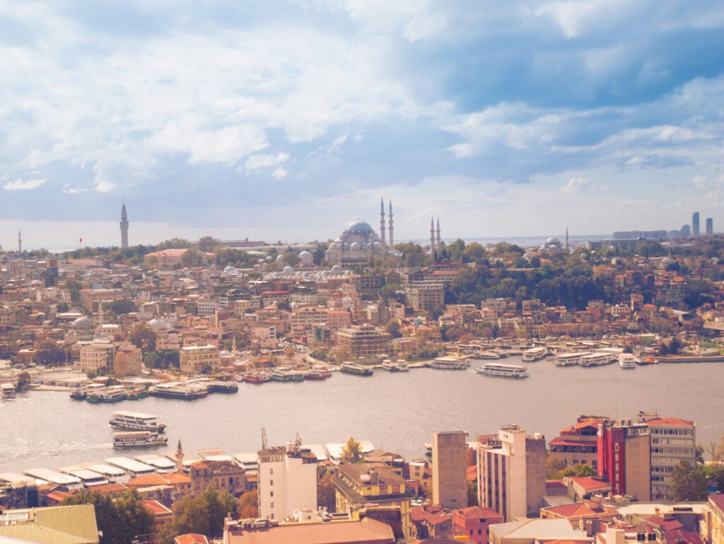 Over 230 Injured After Strong Earthquake Rattles Istanbul and Surrounding Regions