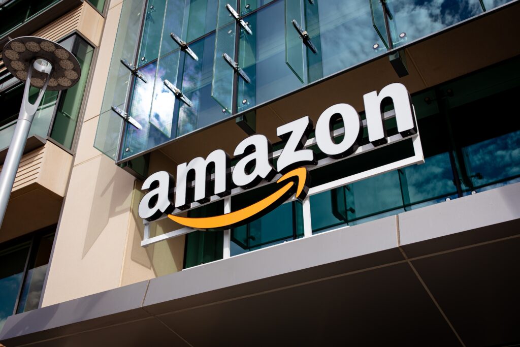 White House Confronts Amazon Over Tariff Cost Disclosure Plans