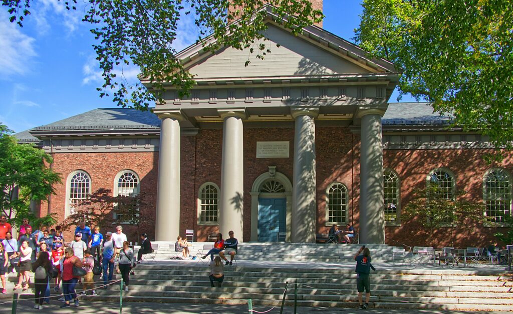 Political Storm Hits Harvard as U.S. Government Plans Major Withdrawal