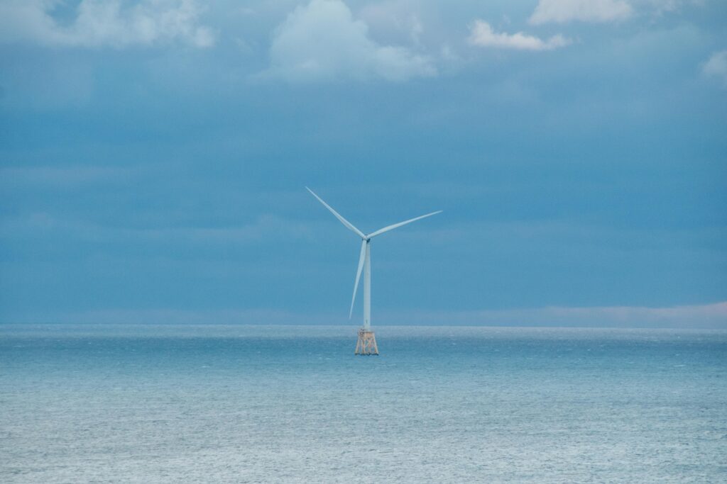 Ørsted Halts Hornsea 4 Windfarm Project Amid Escalating Costs